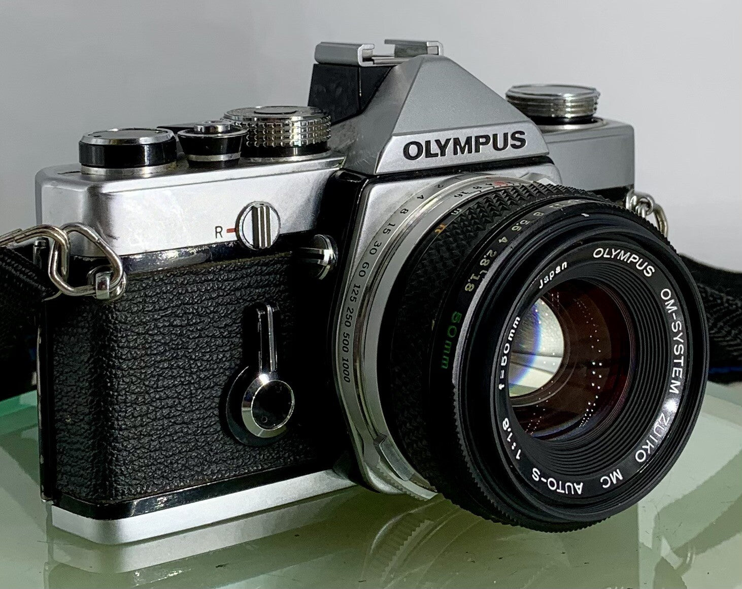 Olympus OM-1 MD 35mm SLR Film Camera &  Olympus ZUIKO  50mm f1.8 Lens- TESTED3070