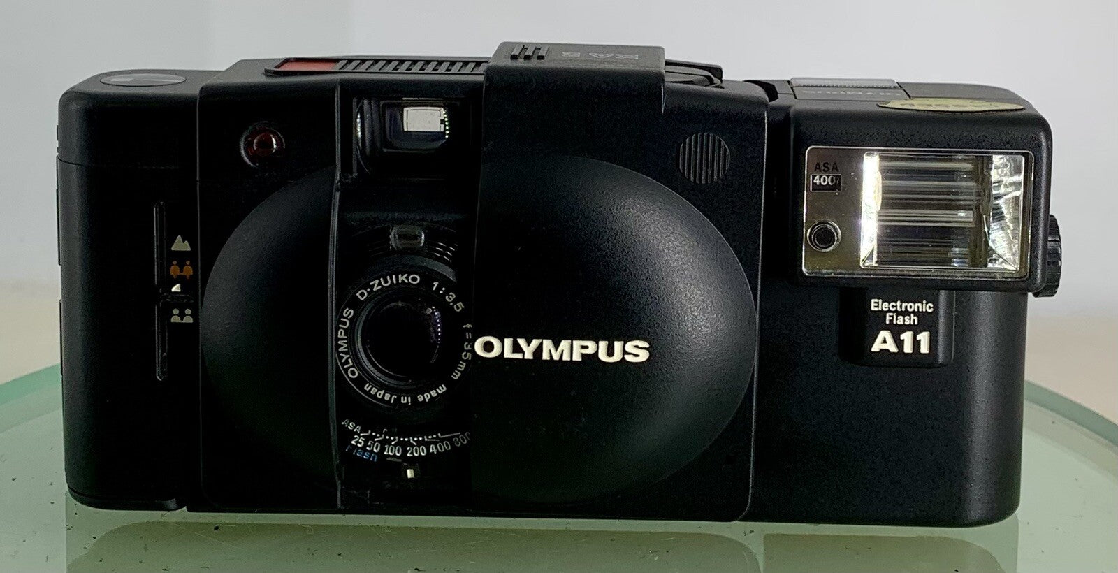 OLYMPUS XA2 Electronic Flash A11 D.ZUIKO 35mm f3.5 TESTED  POINT & SHOOT CAMERA1