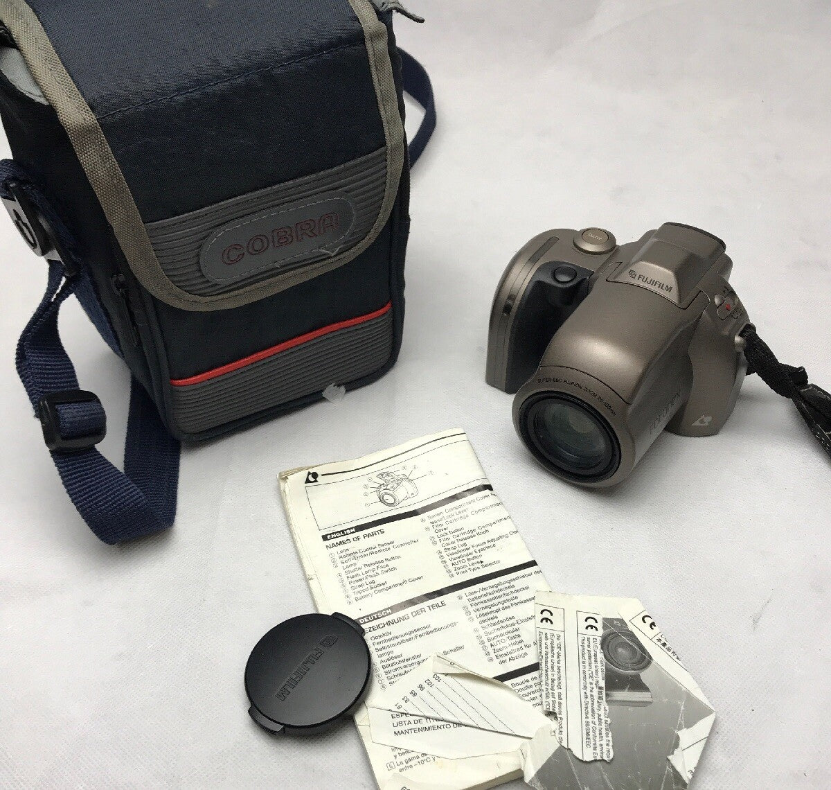 FUJIFILM FOTONEX 4000 SL FILM BRIDGE CAMERA , Cased ,Great Condition .0