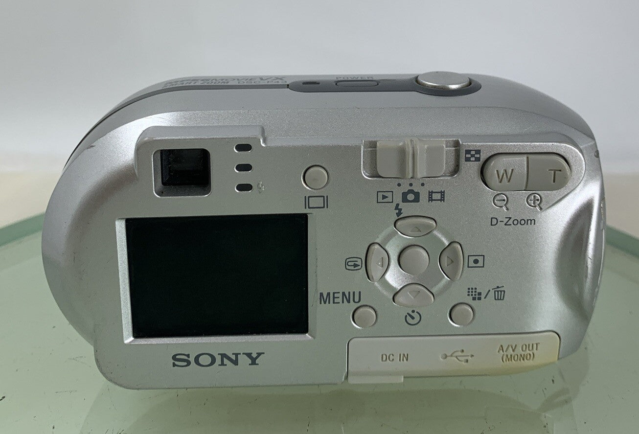 Sony Digital Camera Cybershot DSC-P43 4.1MP SILVER NO CHARGER TESTED - 6735