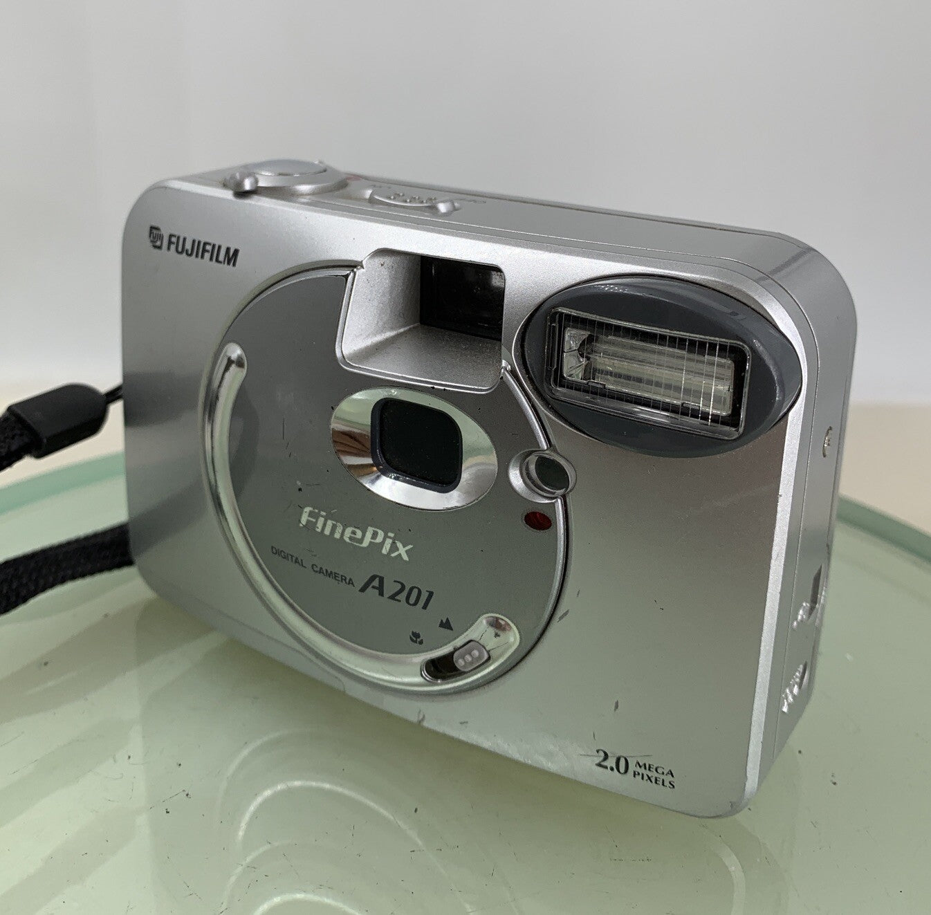 FUJIFILM COMPACT Digital Camera FinePix A201 2.0MP Silver Tested - 8831