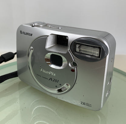 FUJIFILM COMPACT Digital Camera FinePix A201 2.0MP Silver Tested - 8831