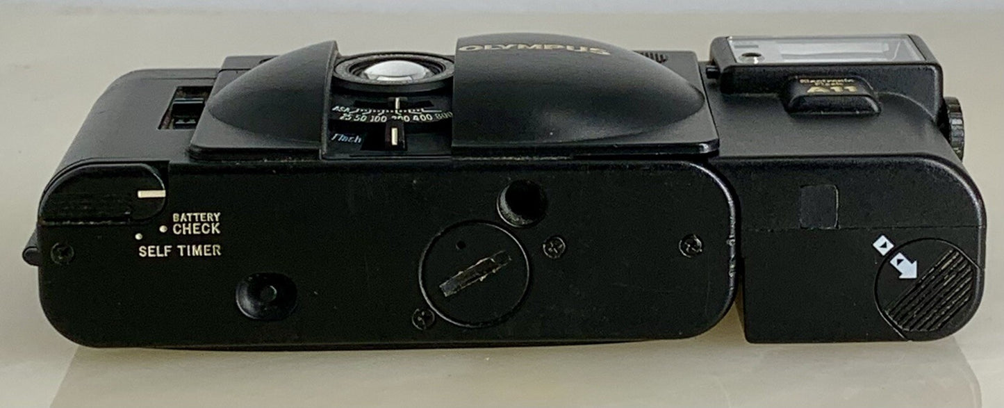 OLYMPUS XA2 Compact Camera 35mm Flash A11 D.ZUIKO 35mm f3.5 TESTED, mju 707