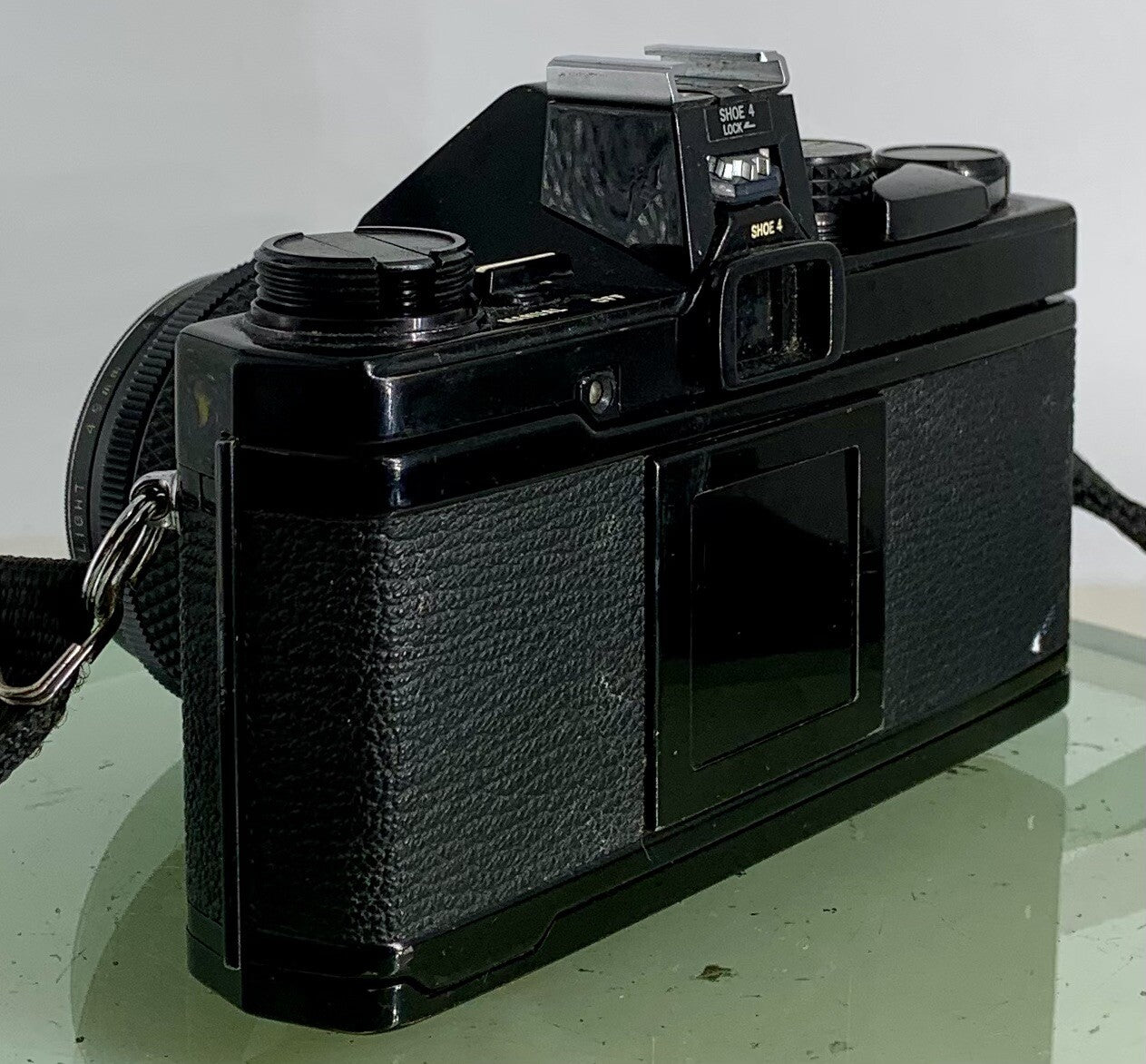 Olympus OM-2n Black - 35mm SLR Film Camera + 50mm f/1.8 Lens+BOX+CASE-Tested 225