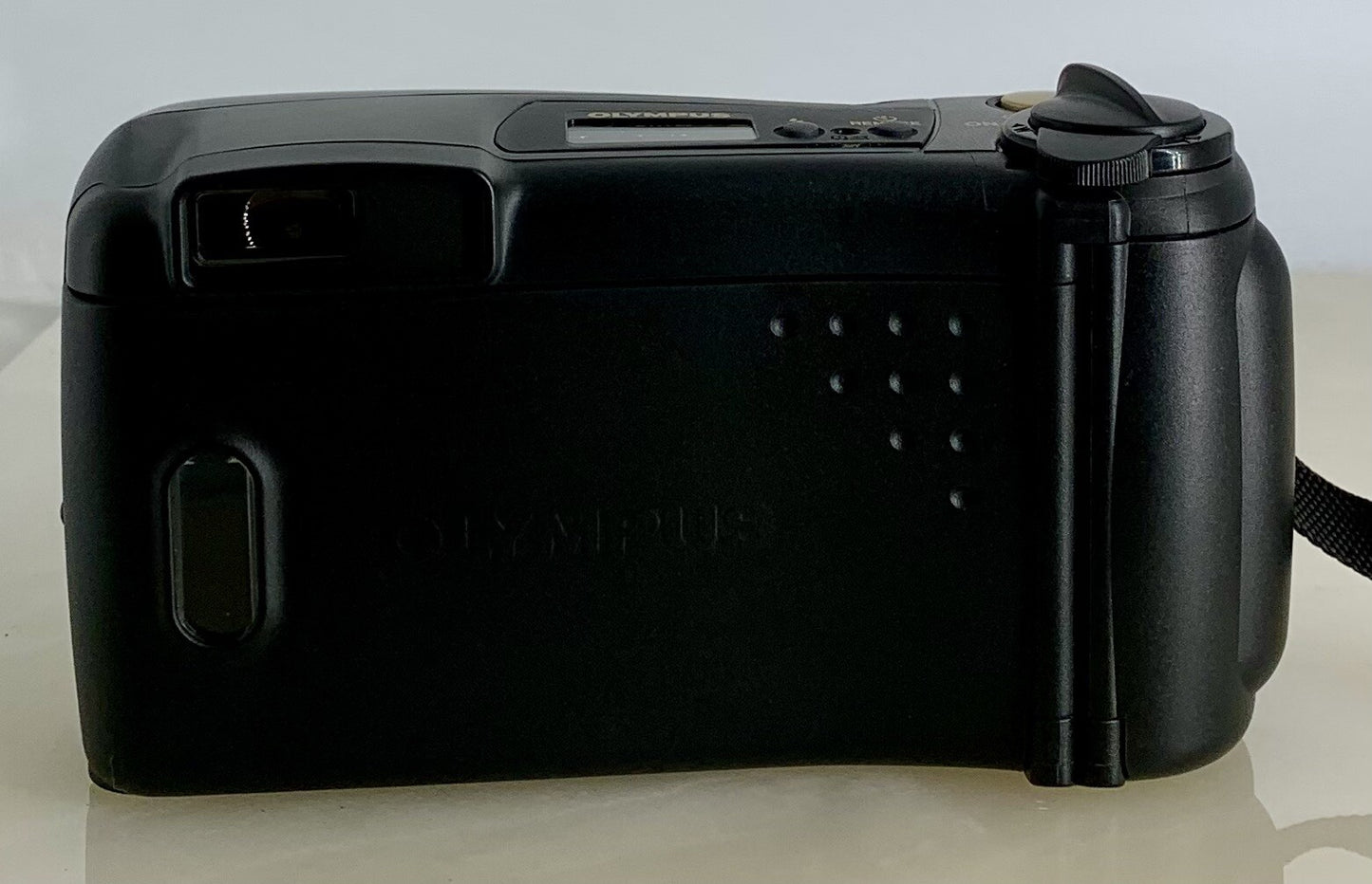 Vintage Black Olympus Superzoom 800 35mm Film Point & Shoot Film Camera #3544