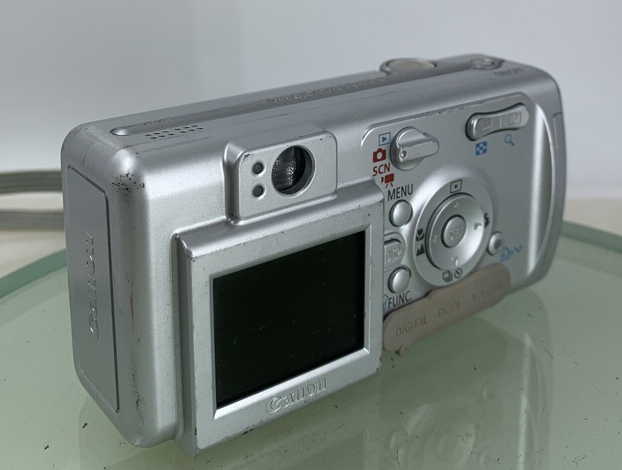 Canon Digital Camera PowerShot A400 3.2MP SILVER NO CARD NO CHARGER TESTED - 1574