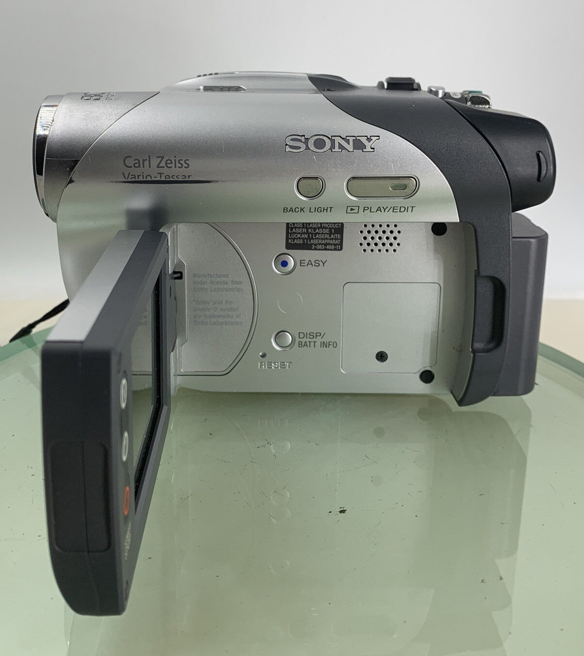 Sony Handycam DCR-DVD105 Carl Zeiss 20X Digital Camcorder with BAG-TESTED -1113