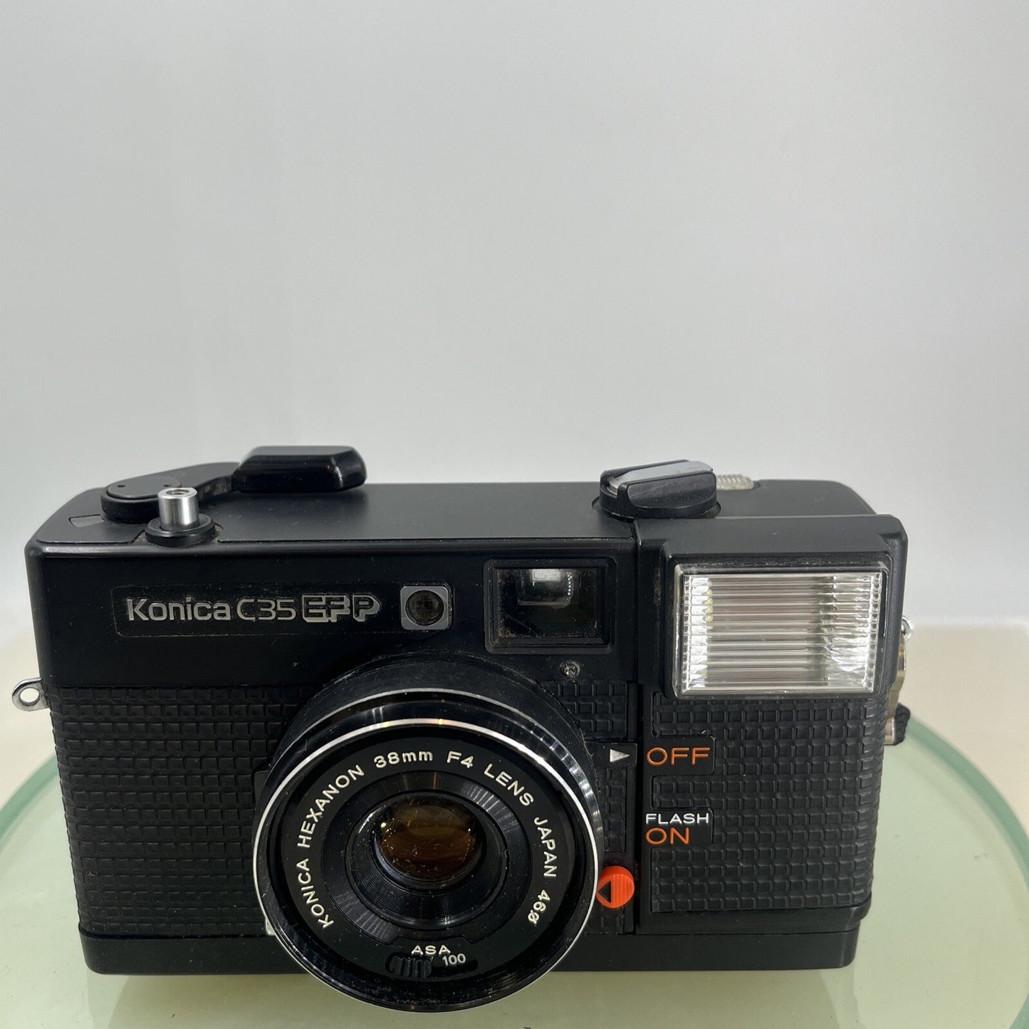 KONICA C35 EF-P VINTAGE 35mm FILM CAMERA MANUAL WIND HEXANON 38mm F4 LENS 4512