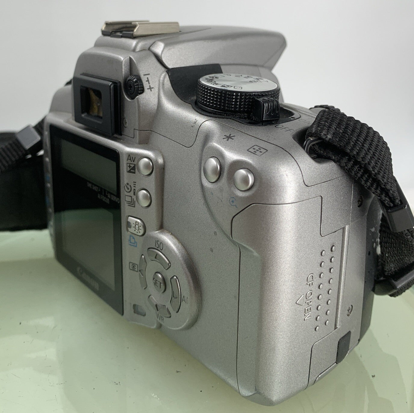 Canon EOS 350D COMPACT DIGITAL SLR Camera BODY GREY WITH CHARGER TESTED - 416