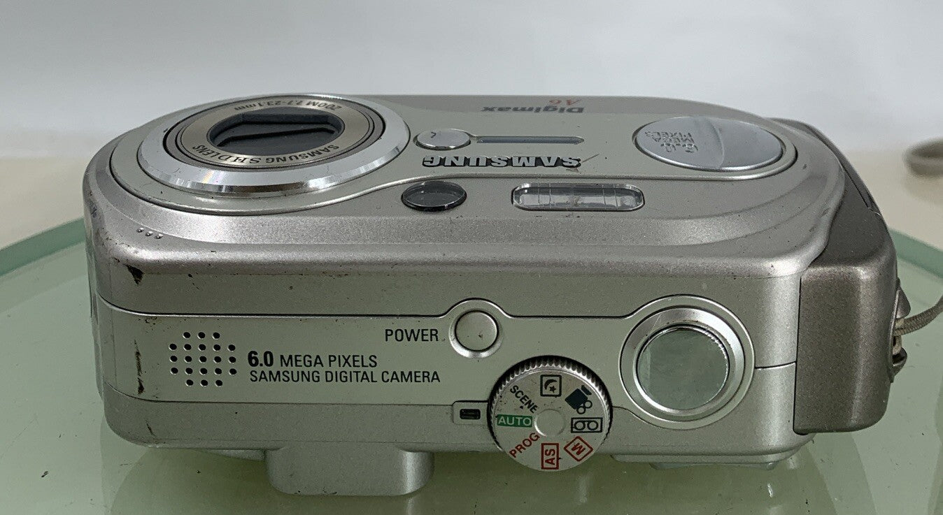 Samsung DIGIMAX COMPACT DIGITAL CAMERA A6 NOCARD NO CHARGER SILVER TESTED - 5507