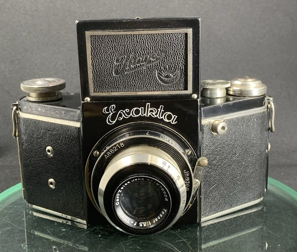 Ihagee Exakta B Type 2.2 Black Moon Sun Logo Camera Zeiss Tessar 3.5/7.5cm#1401