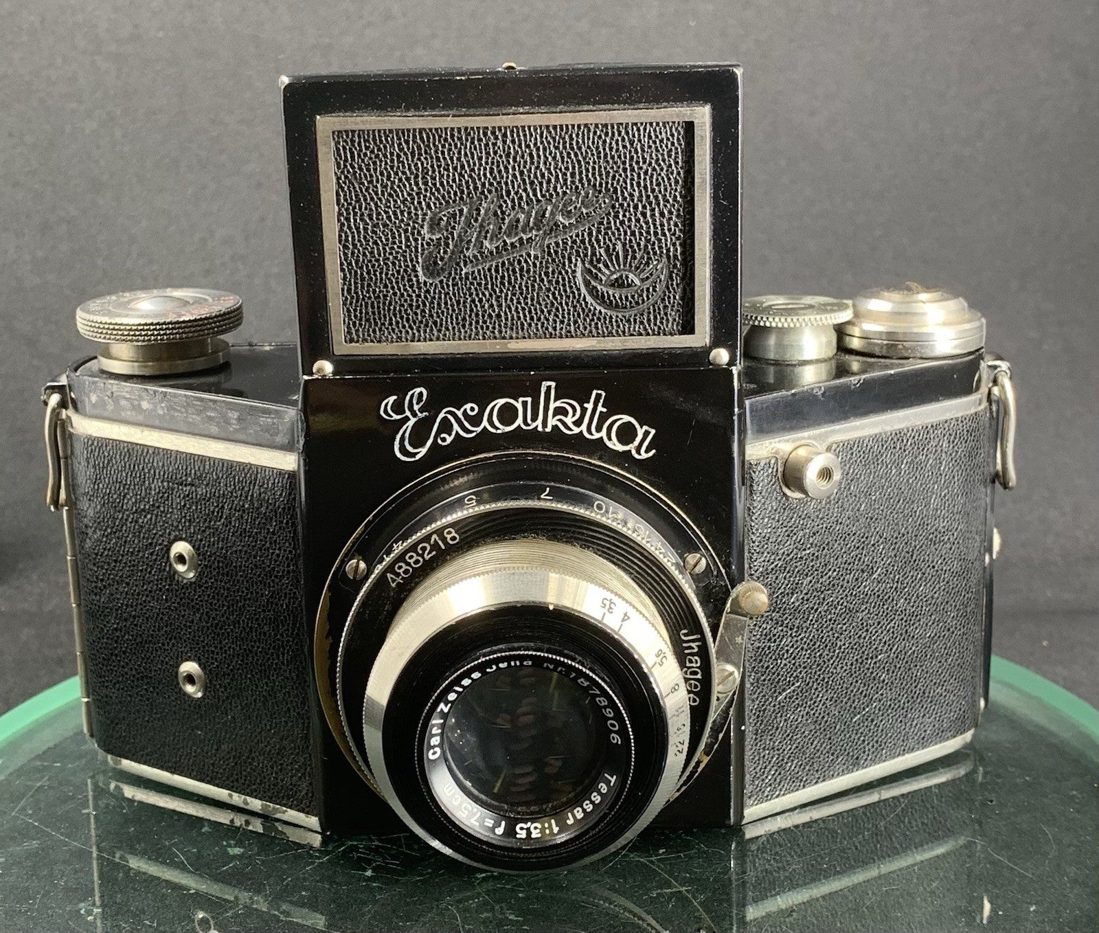 Ihagee Exakta B Type 2.2 Black Moon Sun Logo Camera Zeiss Tessar 3.5/7.5cm#1401