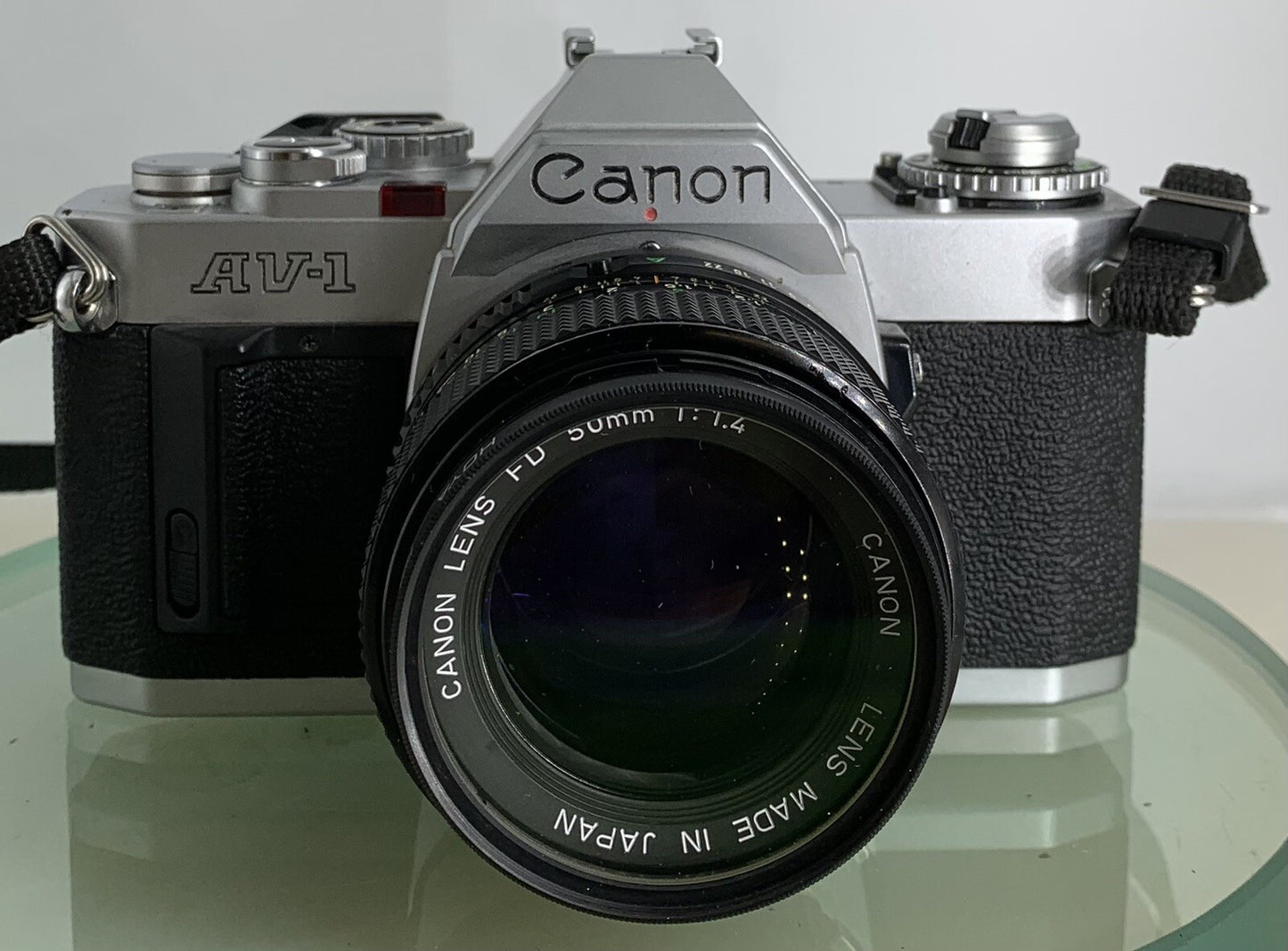 Canon AV-1 SLR 35mm Film Camera With a Canon 50mm 1.8 Lens + Battery Grip TESTED1