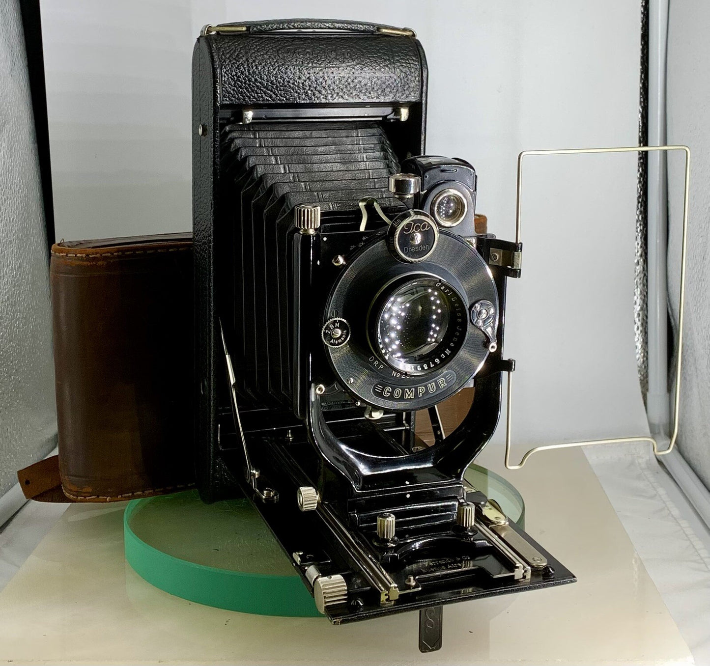 Vintage JCA Dresden Compur Carl Zeiss Jena Tessar 1:4.5 f=15cm Folding Camera0