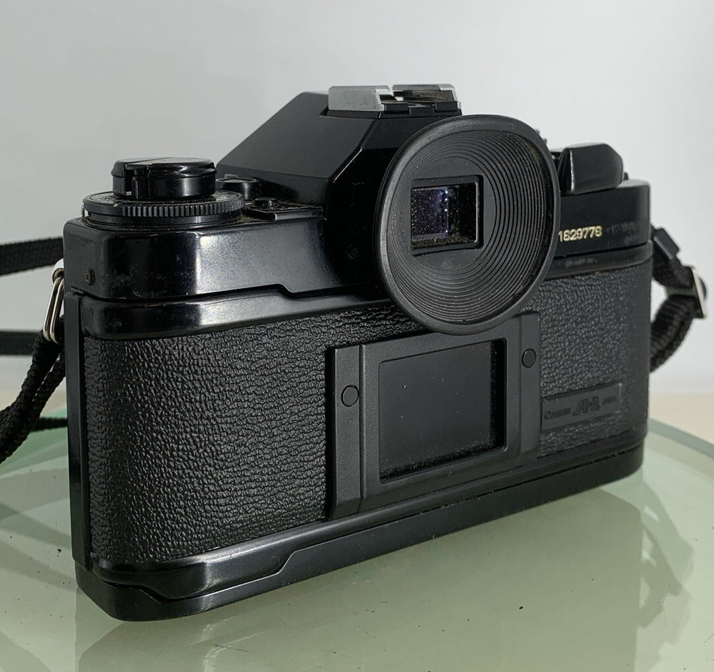 BEAUTIFUL Canon A-1 35mm SLR Camera Body+ FD 50mm f/1.8 FULLY WORKING #2804