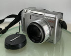 Olympus C-750 Ultra Zoom Digital Compact Camera 4MP SILVER NO CARD TESTED - 232