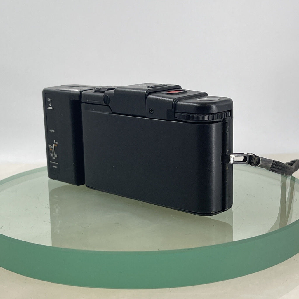 OLYMPUS XA2 Electronic Flash A11 D.ZUIKO 35mm f3.5 TESTED  POINT & SHOOT CAMERA6
