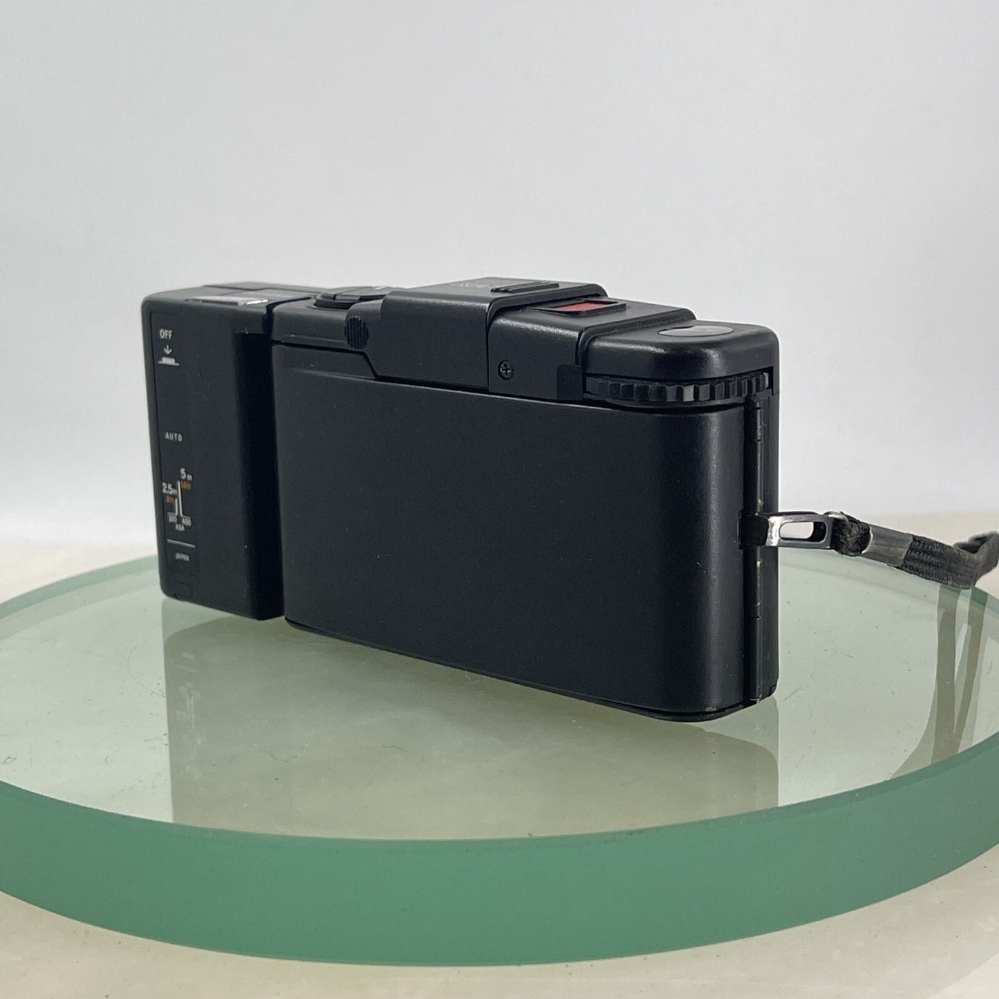 OLYMPUS XA2 Electronic Flash A11 D.ZUIKO 35mm f3.5 TESTED  POINT & SHOOT CAMERA6