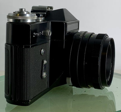 Very Rare ZENIT E POINT AND SHOOT FILM CAMERA+HELIOS-44M LENS+BLACK+TESTED-3372