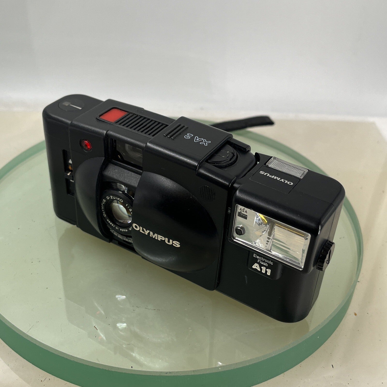 OLYMPUS XA2 Electronic Flash A11 D.ZUIKO 35mm f3.5 TESTED  POINT & SHOOT CAMERA2