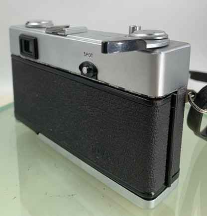 Olympus 35 SP FILM CAMERA EXCELLENT CONDITION BLACK G.ZUIKO 42MM LENS TESTED-2166