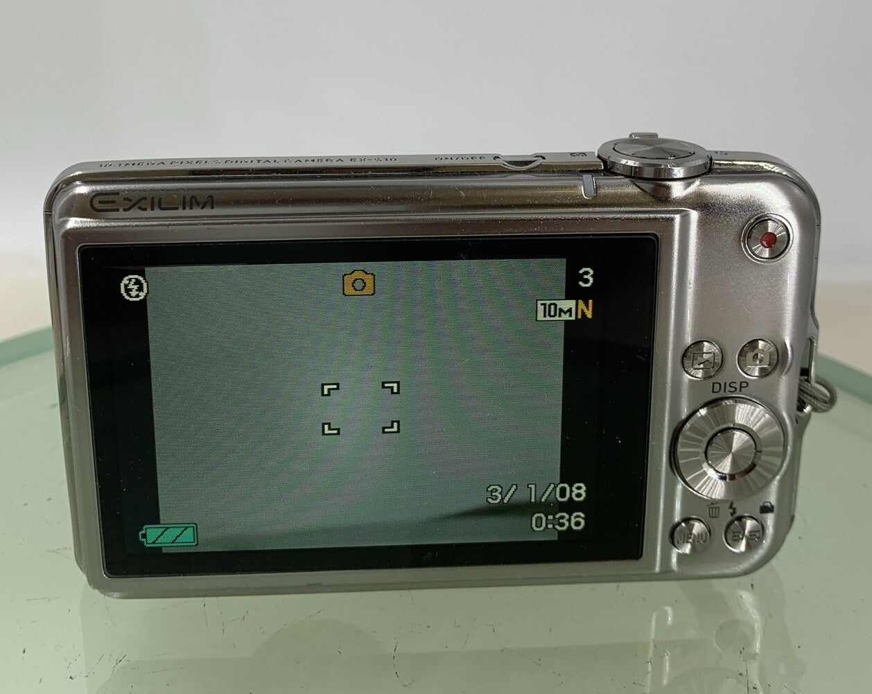 Casio Exilim EX-S10 DIGITAL CAMERA SILVER WITH CHARGER NO CARD TESTED - 515