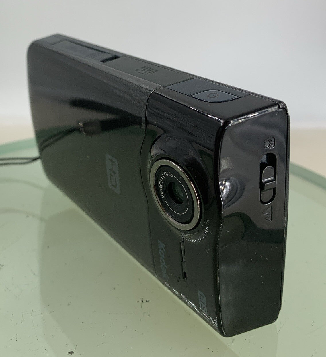 Kodak Zi8 Pocket DIGITAL HD VIDEO CAMERA WITH BOX+CHARGER+COVER TESTED - 5242
