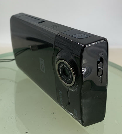 Kodak Zi8 Pocket DIGITAL HD VIDEO CAMERA WITH BOX+CHARGER+COVER TESTED - 5242