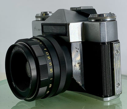 Very Rare ZENIT E POINT AND SHOOT FILM CAMERA+HELIOS-44M LENS+SILVER+TESTED - 806