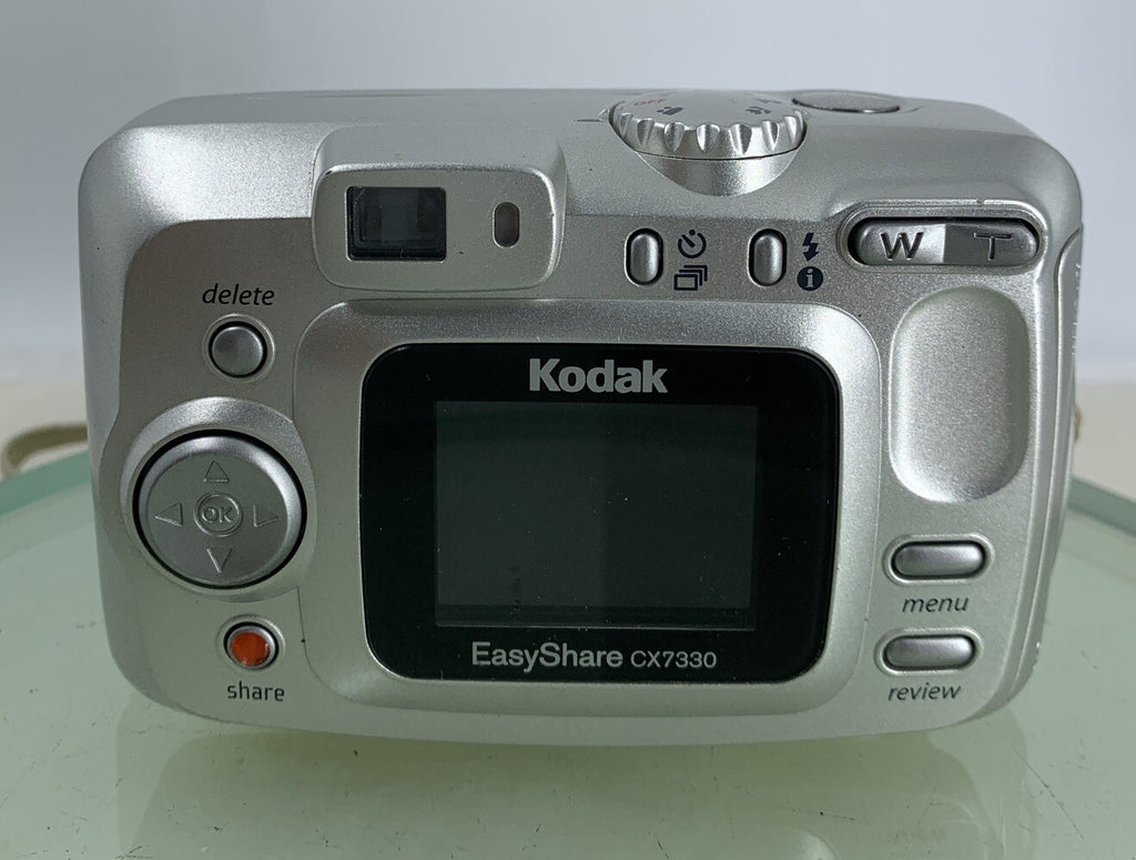 Kodak EASYSHARE CX7330 3.1MP COMPACT DIGITAL CAMERA NO CARD SILVER TESTED - 6005