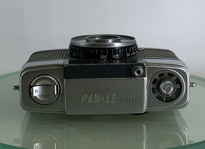 Olympus PEN EE 35mm Vintage film camera fully working Point & shoot 244249 #2438
