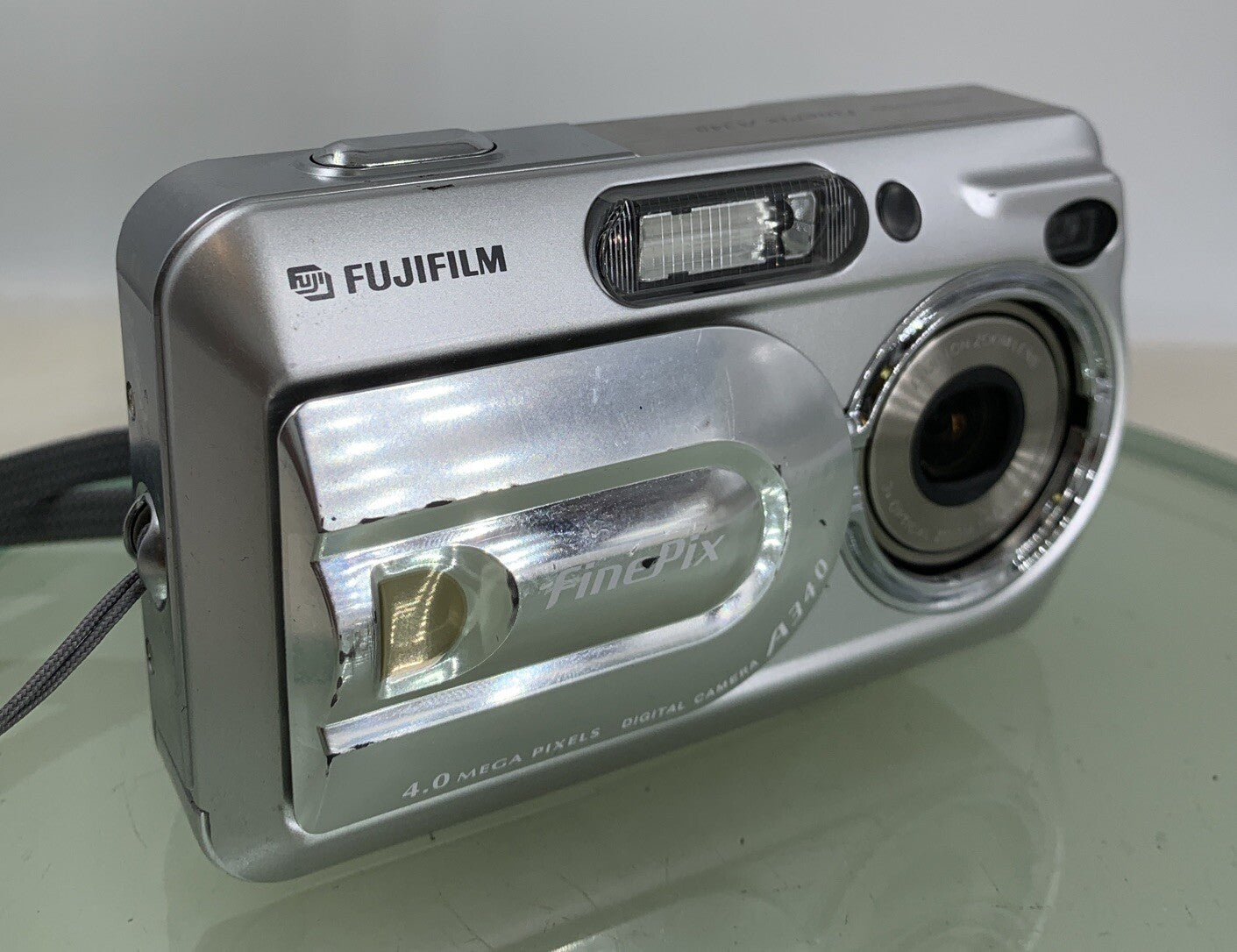 Fujifilm FINEPIX A340 DIGITAL CAMERA SILVER GOOD CONDITION - TESTED - 8890