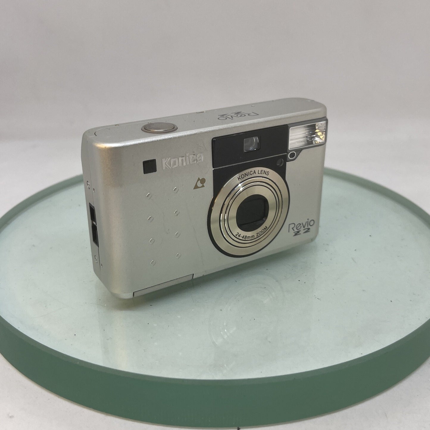 Konica Revio Z2 - Compact Film Camera. Used . Good condition. 24-48mm #5900