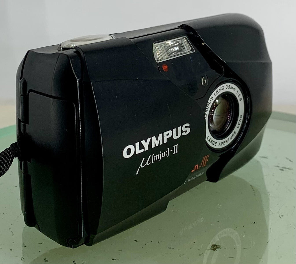 Olympus MJU II 35mm ALL WEATHER FILM CAMERA BLACK WITH COVER TESTED -  #3602