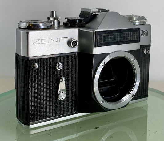 Zenit EM 35mm SLR Film Camera Body Only + Tested - 8910
