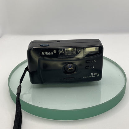 Nikon AF220 35mm Point Shoot Film Camera  Lens 29mm 1 : 4.5 #211