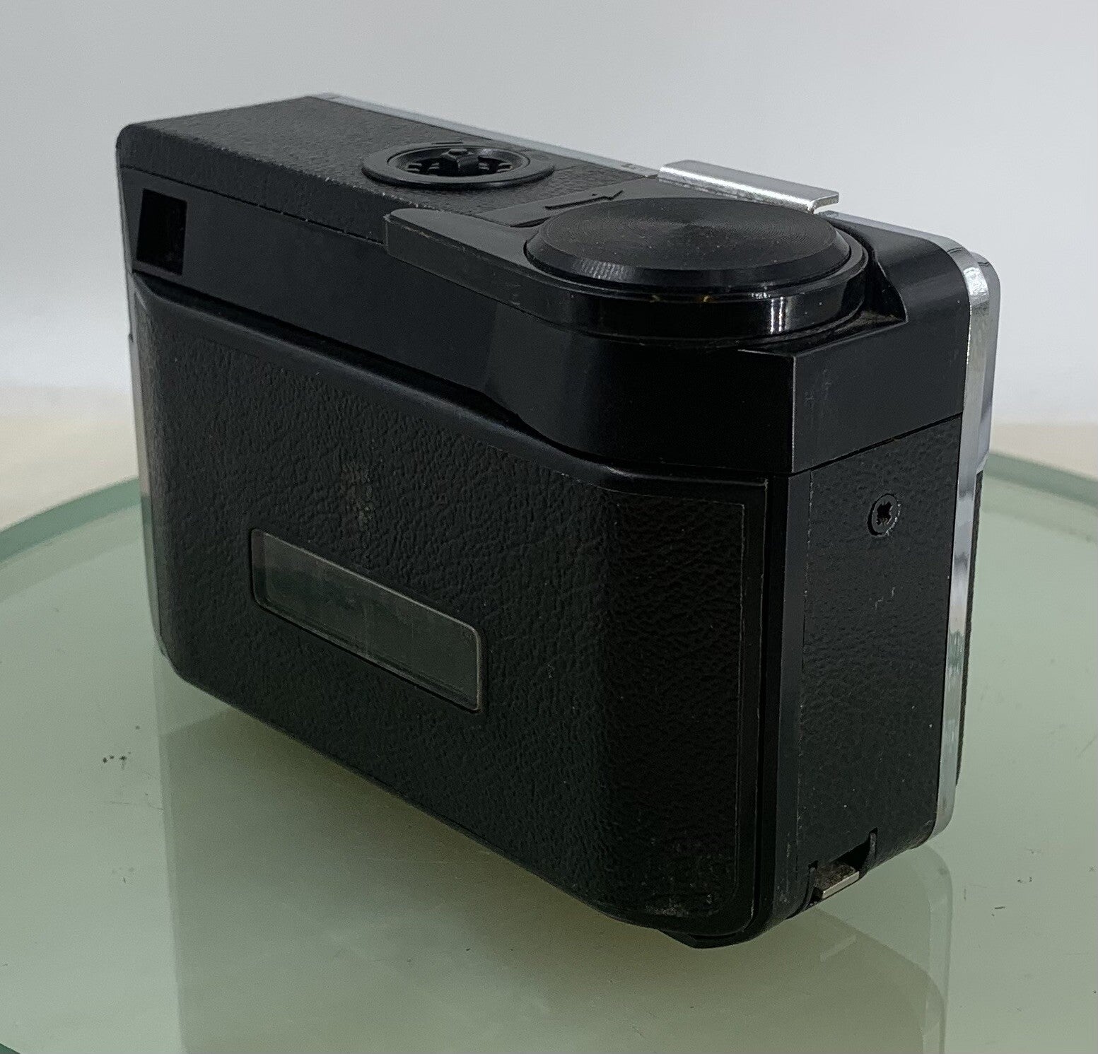 Kodak Instamatic Camera 133-X Viewfinder Camera 35mm Original Case TESTED - 8863