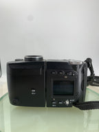 Nikon DigitalCamera Coolpix 4500 4.0MP BLACK 128MB CARD NO CHARGER TESTED - 6944