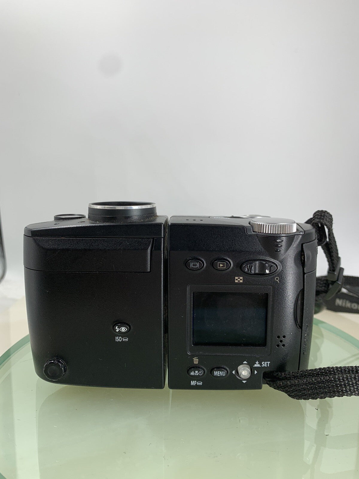 Nikon DigitalCamera Coolpix 4500 4.0MP BLACK 128MB CARD NO CHARGER TESTED - 6944