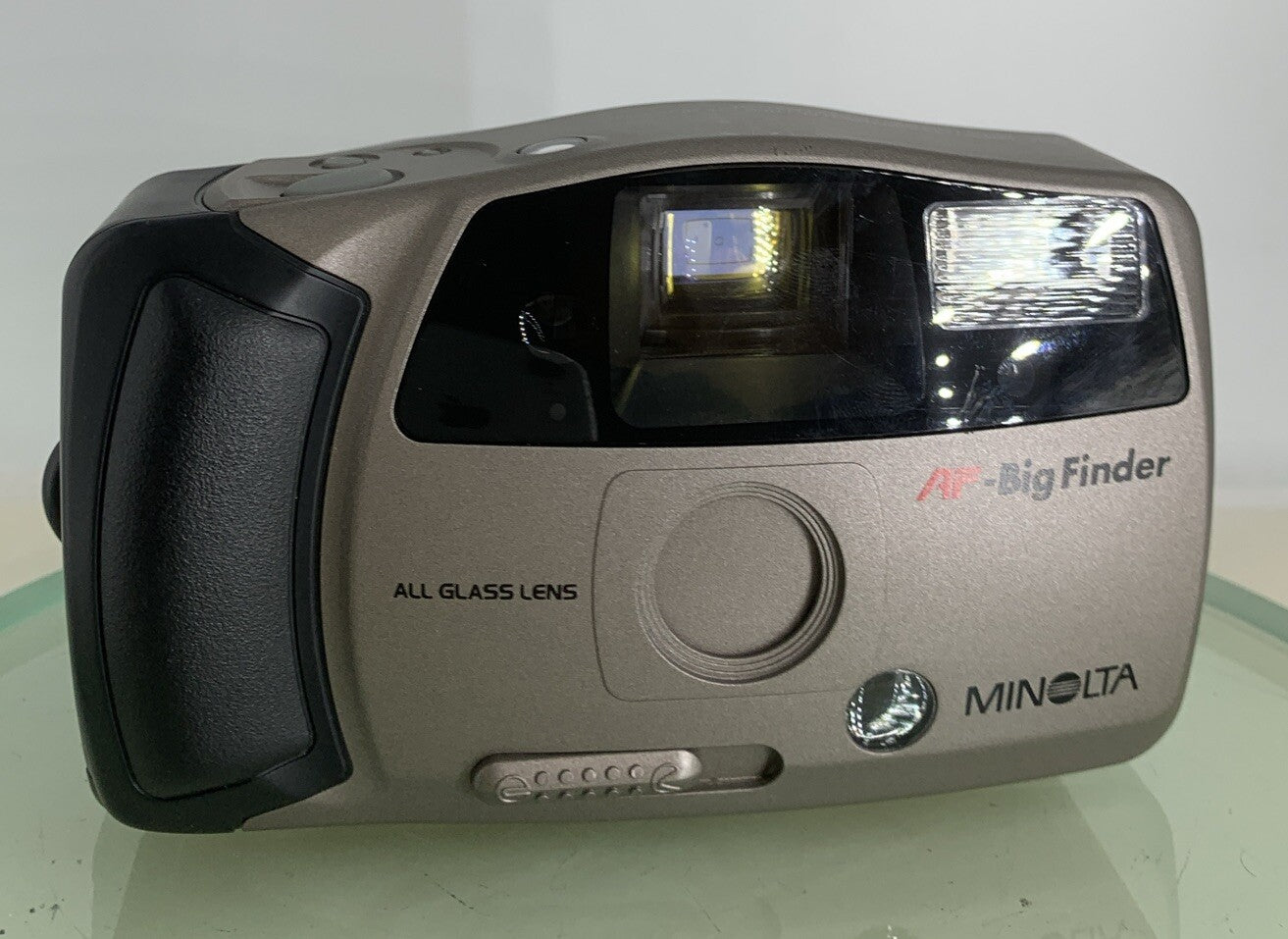 Minolta AF Big Finder 35mm Film Point and Shoot Camera CLEAN GREY TESTED - 6011