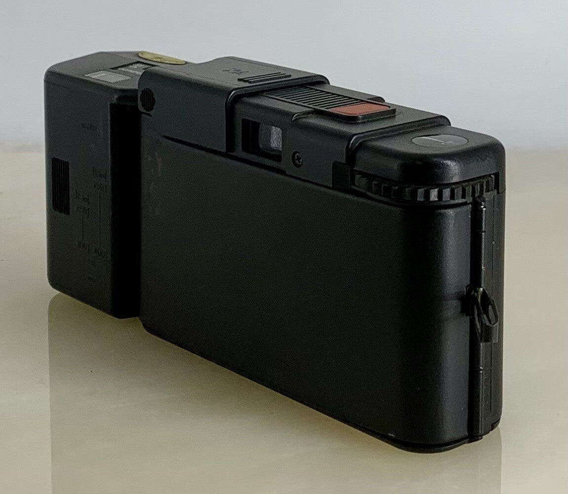 TESTED RARE Olympus XA 35mm Compact Rangefinder Film Camera A9MELECTRIC FLASH3