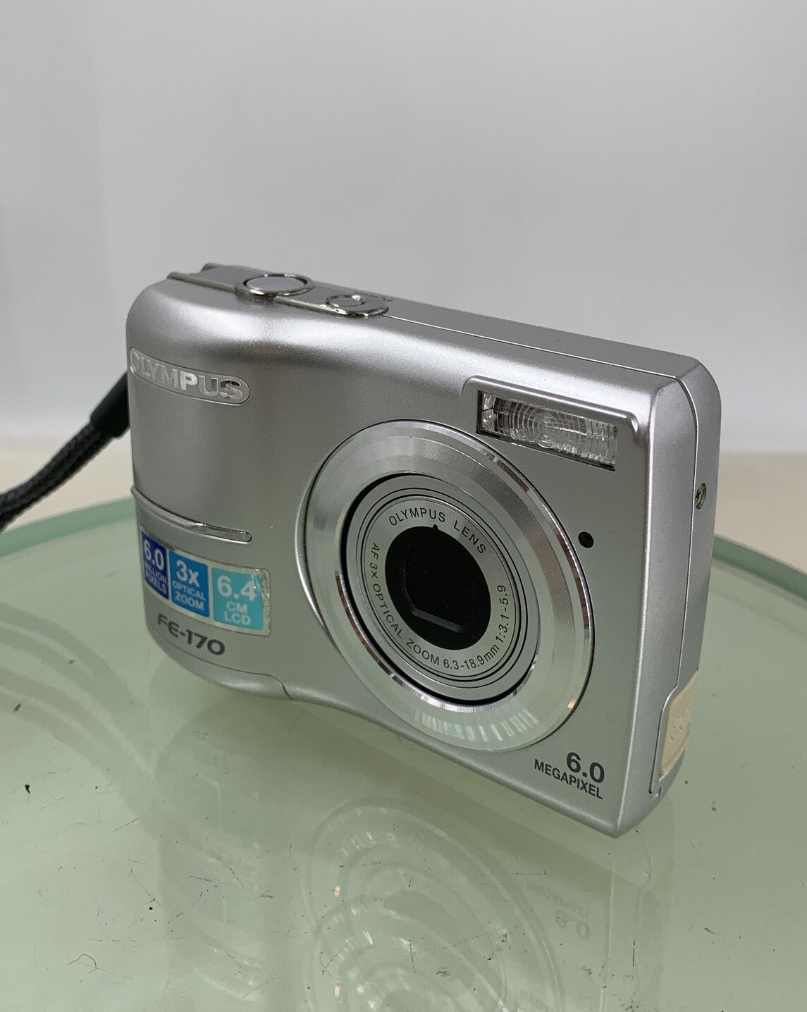 Digitl Camera Olympus FE-170 6.0 MP Silver with Box and wire+CD - TESTED - 8521