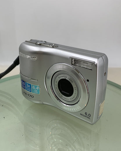 Digitl Camera Olympus FE-170 6.0 MP Silver with Box and wire+CD - TESTED - 8521