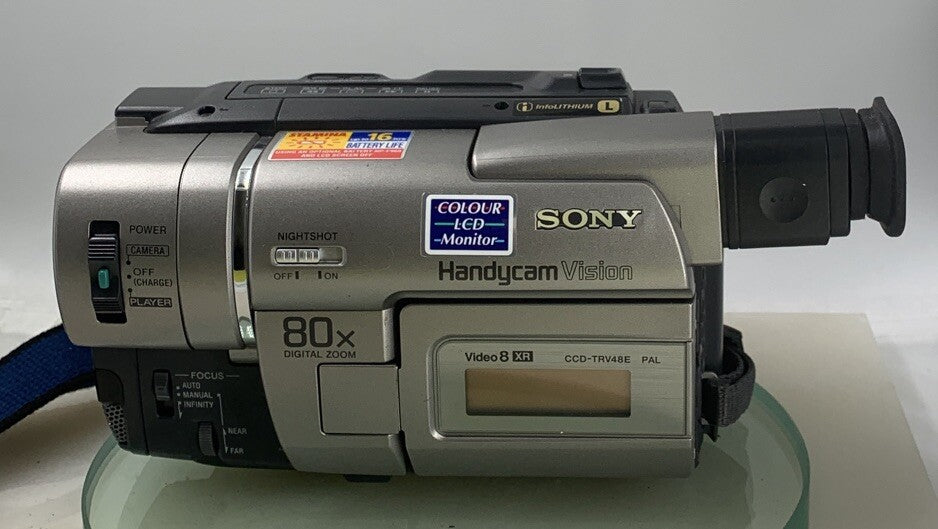 Sony CCD-TRV48E Camcorder Video Camera Recorder  GREY WITH BAG - TESTED - 2297