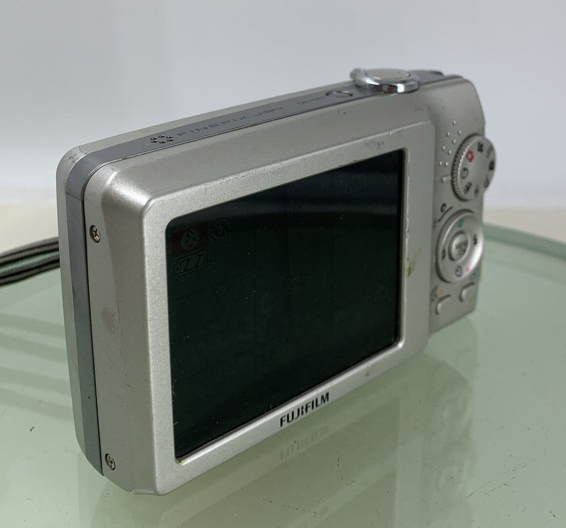Fujifilm Digital Camera FinePix J50 8.2MP + CHARGER + COVER SILVER TESTED - 3634