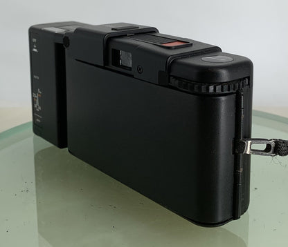 OLYMPUS XA2 Electronic Flash A11 D.ZUIKO 35mm f3.5 POINT & SHOOT CAMERA Case#2863