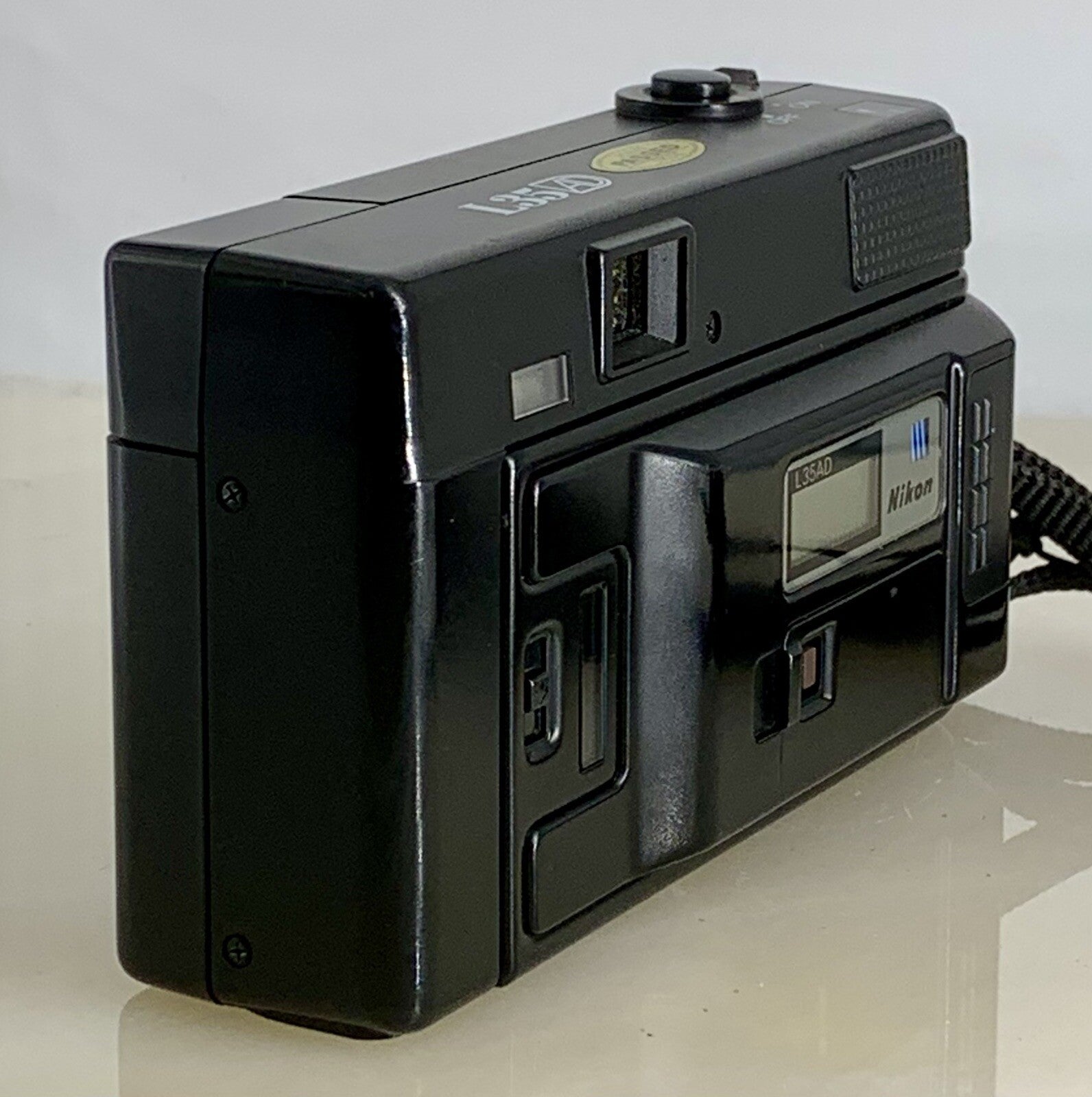 Nikon L35 AD 35mm Film Point & Shoot Compact Camera  35/2.8 Lens (ASA1000) #995