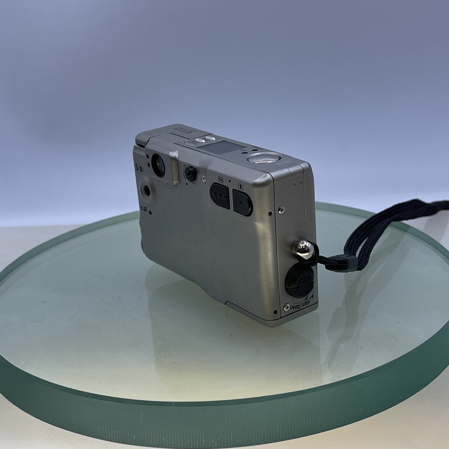 Canon IXUS Compact Digital Camera Silver Cased Instructions TESTED++ VGC#5946