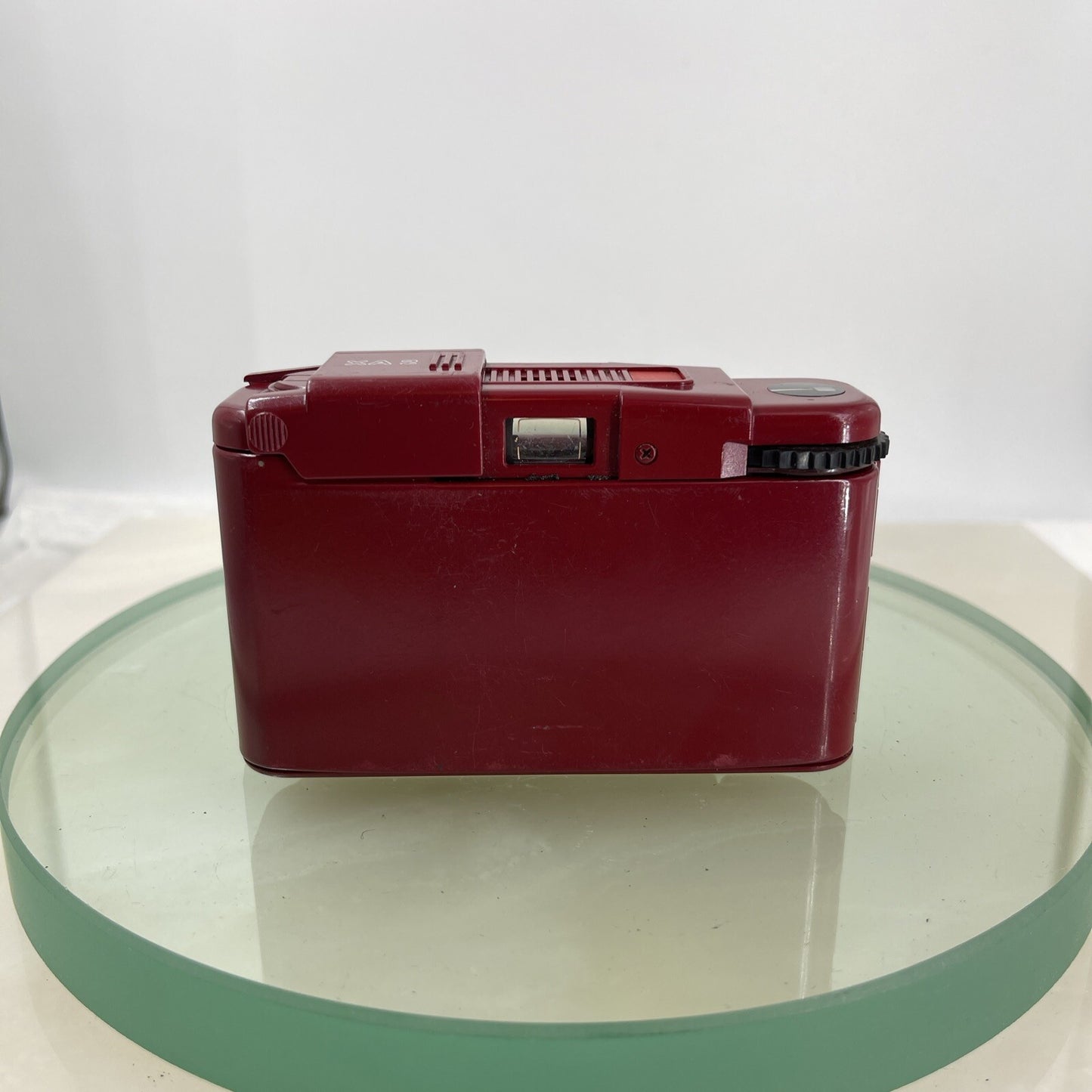 Rare Red Olympus XA 2 COMPACT FILM CAMERA w/ D. Zuiko 35mm F/3.5 Lens TESTED 9204