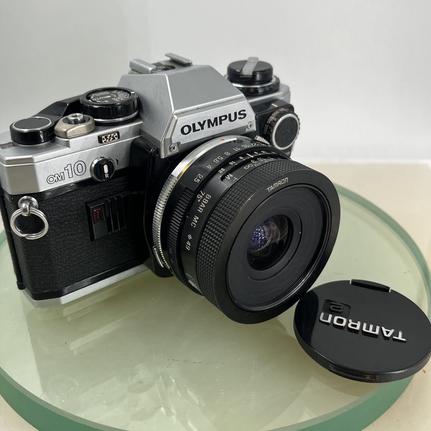 Olympus OM10 35mm SLR Film Camera + 28mm f2.5 Tamron  Lens and Manual Adapter9030
